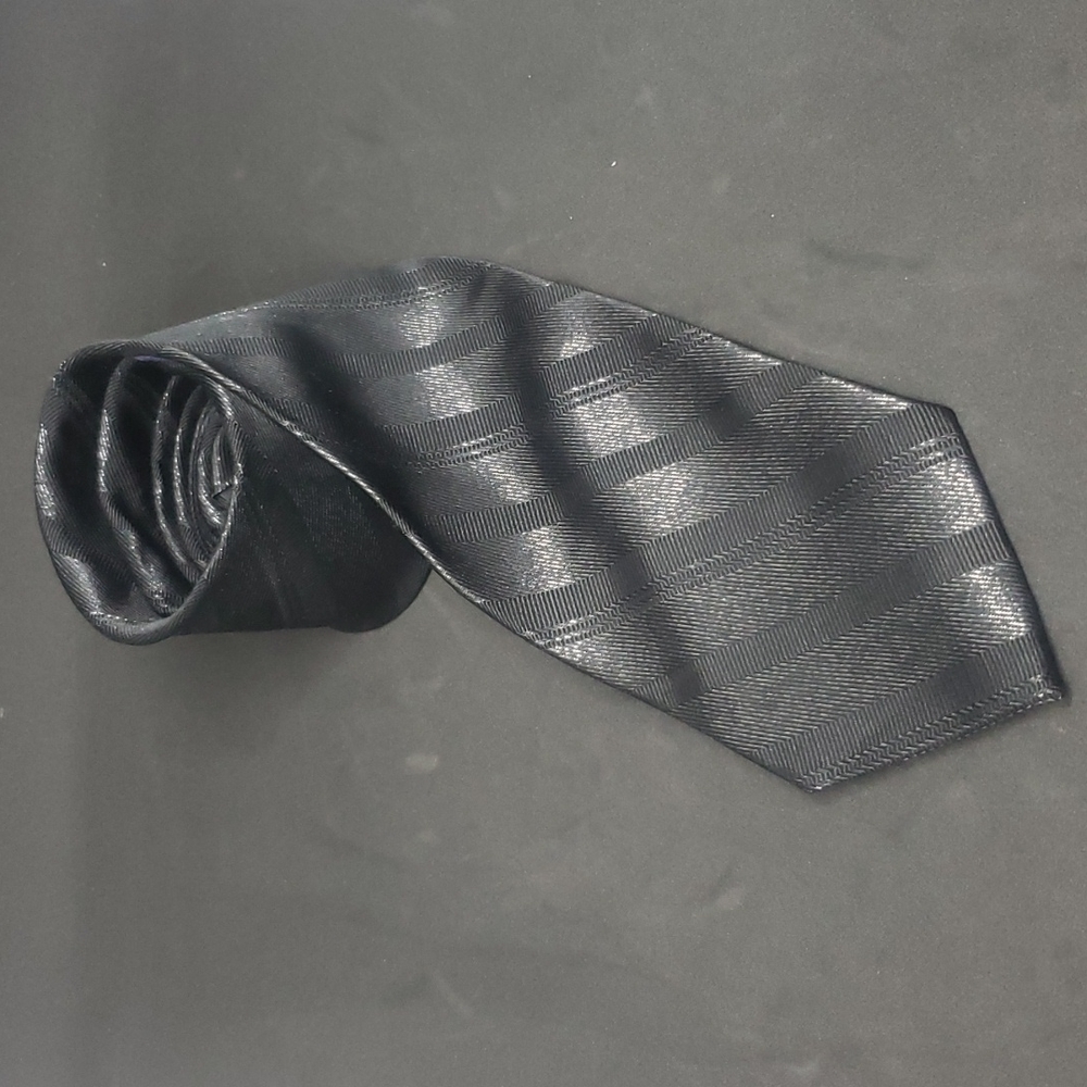 Stafford black striped tie